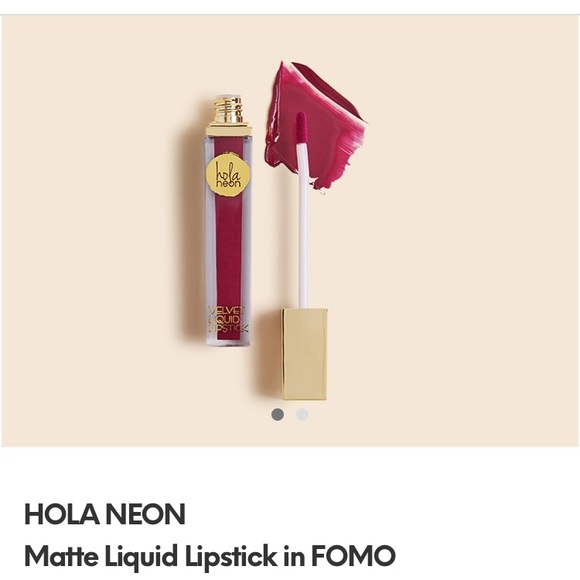 Liquid Lipstick 🎀 - Picture 3 of 3